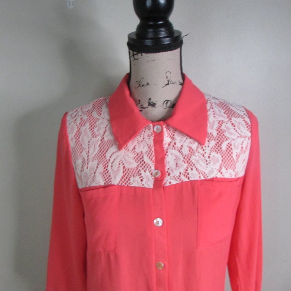 Nurture Blouse M Coral Button Up 3/4 Sleeve - Picture 6 of 11
